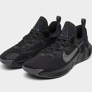 Nike Giannis Immortality Basketball Shoes NWT Black 8.5 Men's